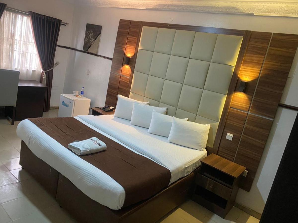 Presken Hotel @Villa Ikeja Exteriör bild